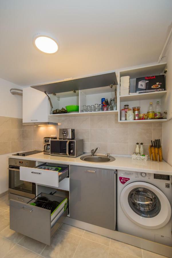 Harmony Apartment Сіная Екстер'єр фото